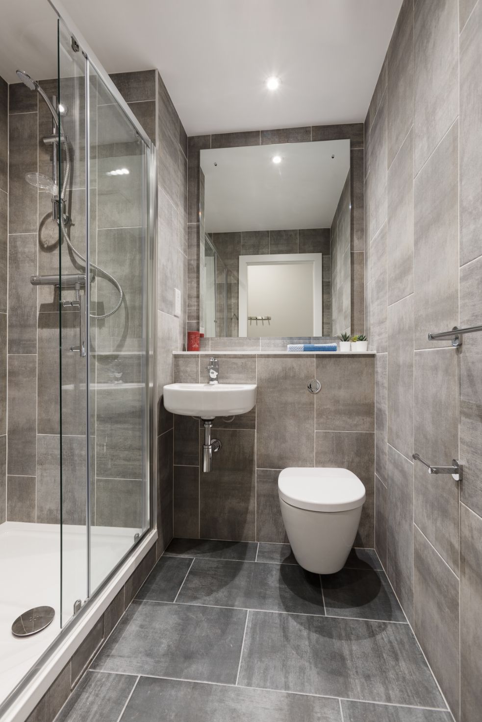 Westwood-En-Suite-Portrait.jpg