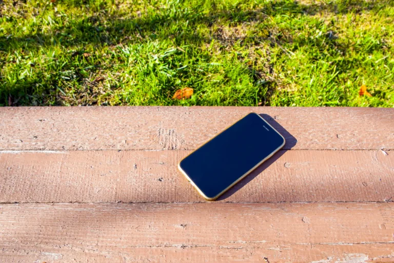 Phone being left behind to reduce screen time